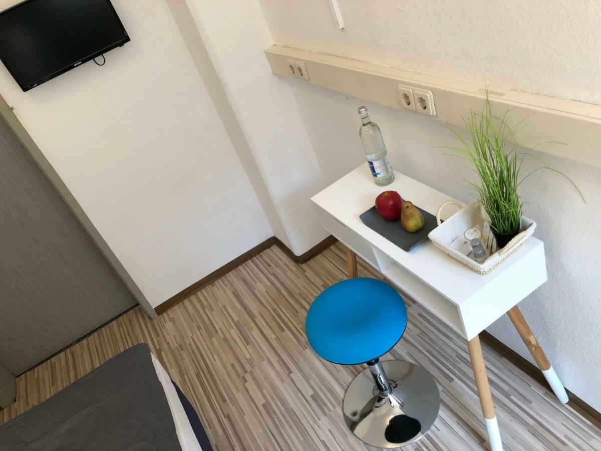 Downtown City - Privaterooms Fürth Esterno foto