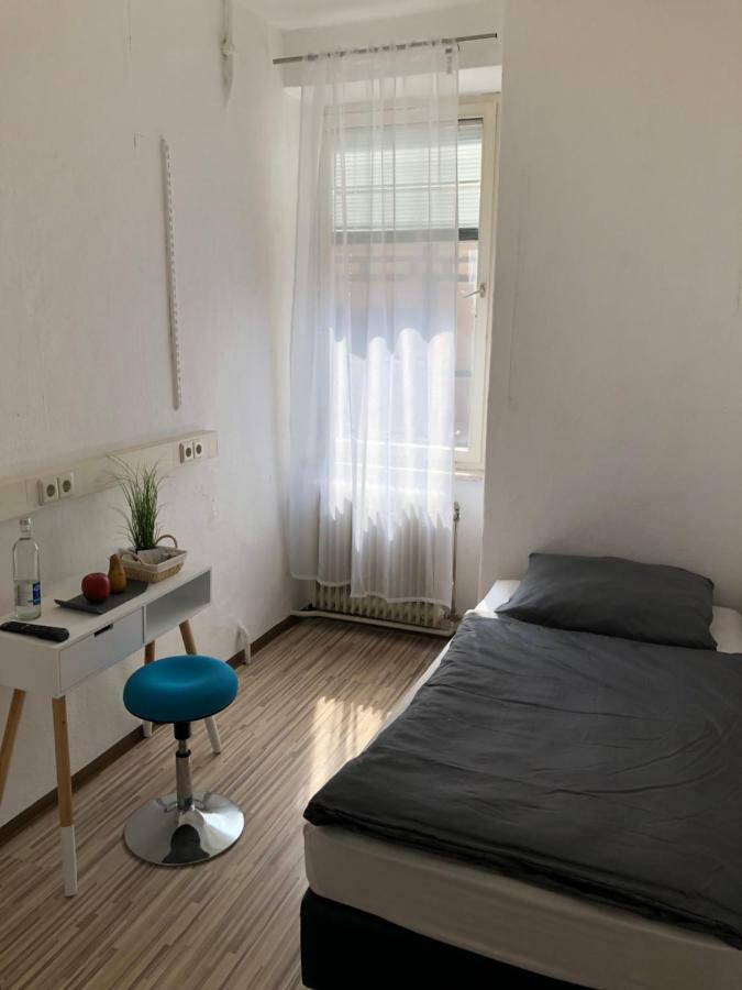 Downtown City - Privaterooms Fürth Esterno foto