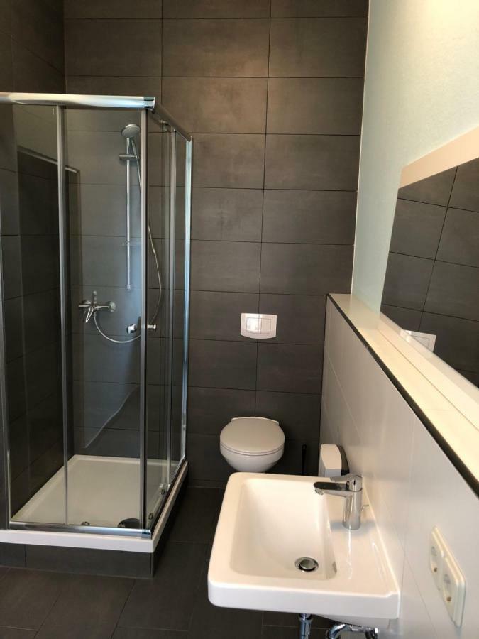 Downtown City - Privaterooms Fürth Esterno foto