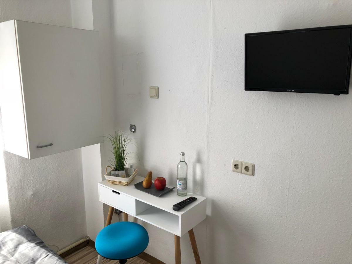 Downtown City - Privaterooms Fürth Esterno foto